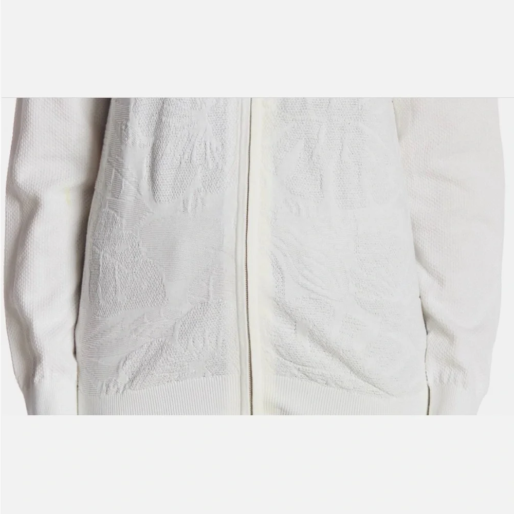 Tommy Bahama excellent hardly